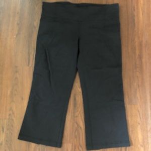 Lululemon Tadasana Split Capris